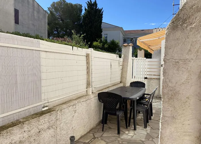 T3 Au Calme Avec Exterieur Privatif, Proche Etang, Equipe, 3 Chambres. - Fr-1-553-86 Balaruc-les-Bains