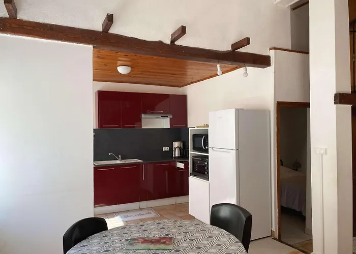 T3 Au Calme Avec Exterieur Privatif, Proche Etang, Equipe, 3 Chambres. - Fr-1-553-86
